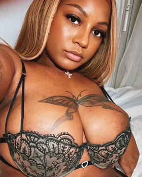 Liza Monet — OnlyFans profile photo