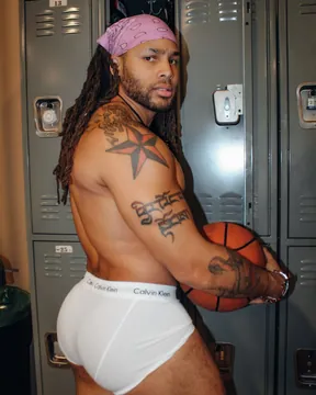 FlashmanWade OnlyFans