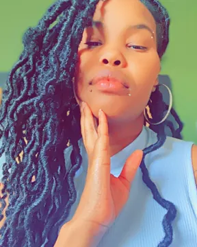 Qweeni Q👑ueen OnlyFans