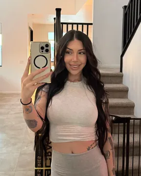 Taylor 💜 OnlyFans