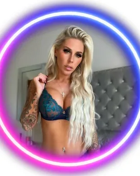 HOTWIFEY 💕Bday week 🎉🎉 OnlyFans