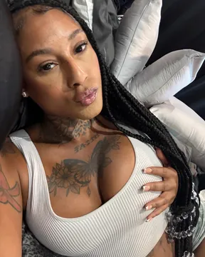 Mizztwerksum OnlyFans
