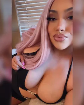 Vanessa Sanchez💋 OnlyFans