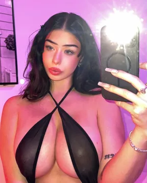 RAIN 🌧️ PVT LIVES &amp; CUSTOMS OnlyFans